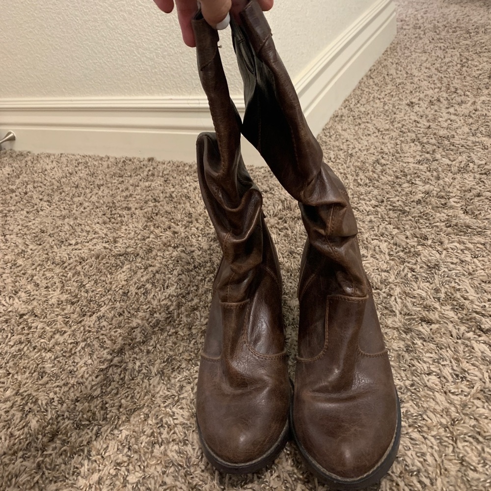Brown boots